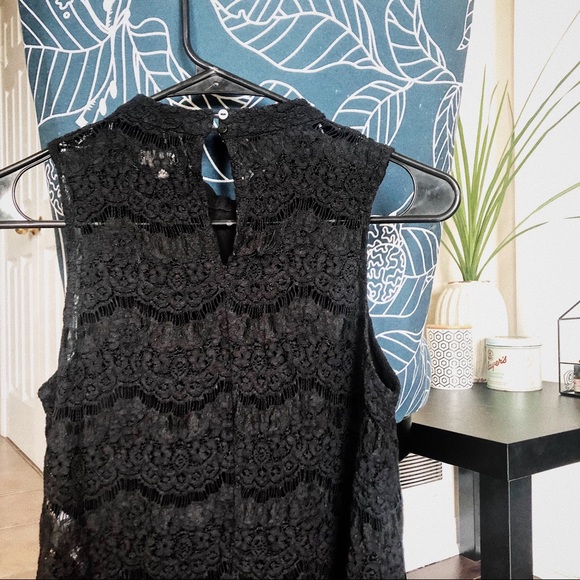 Lace Tank - Picture 3 of 5